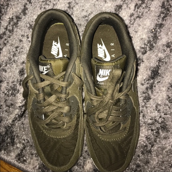 Nike Air Max woman’s size 7 - Picture 2 of 3